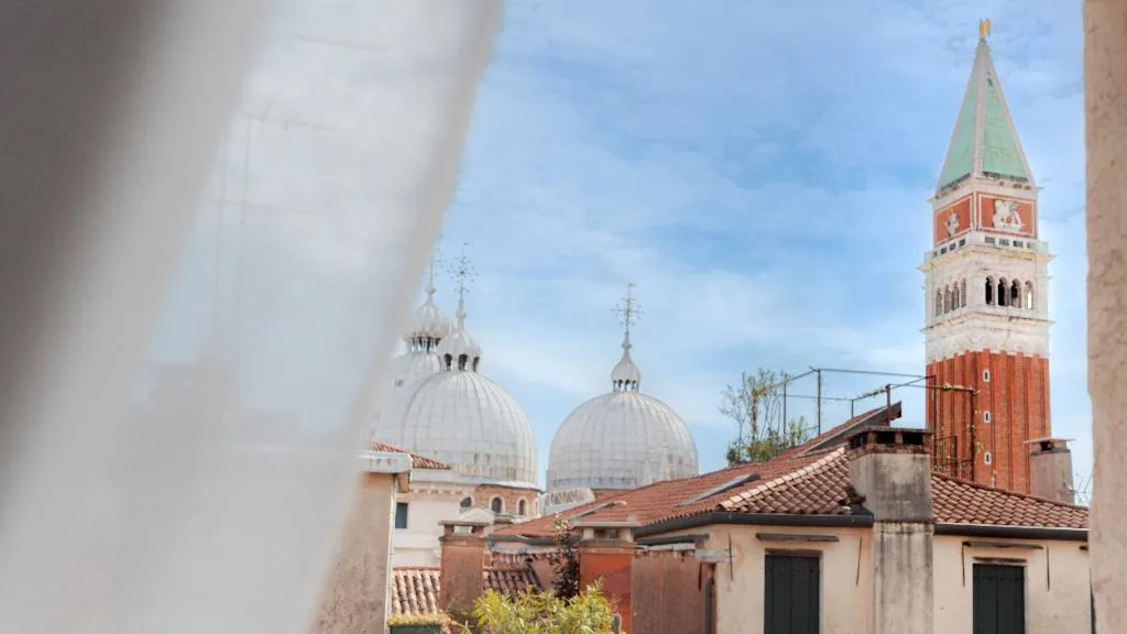 SINGLE CLASSIC Room, All'Angelo Art Hotel, Venice