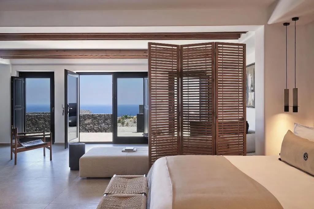 Room, SantAnna Luxury Suites, Santorini