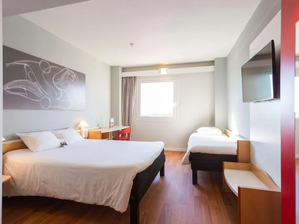 DOUBLE WITH DOUBLE BED Room, ibis Alicante Elche, Costa Blanca