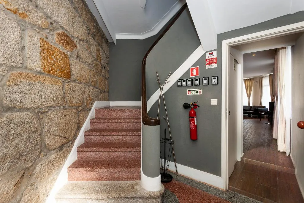 Lobby, Bcharming House, Porto