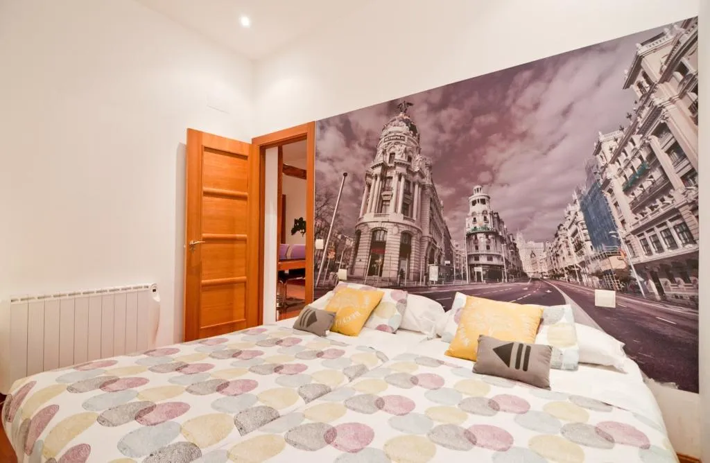 APARTMENT TWO BEDROOMS Room, Smartr Madrid Atocha, Madrid