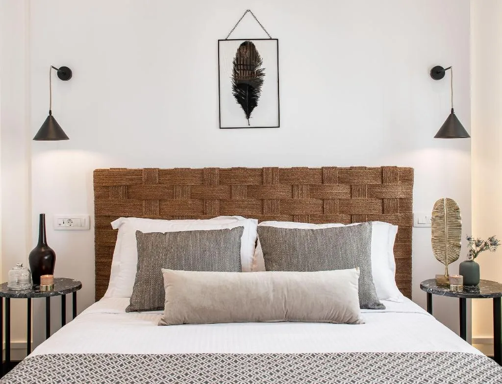 Room, Amelot Art Suites, Santorini