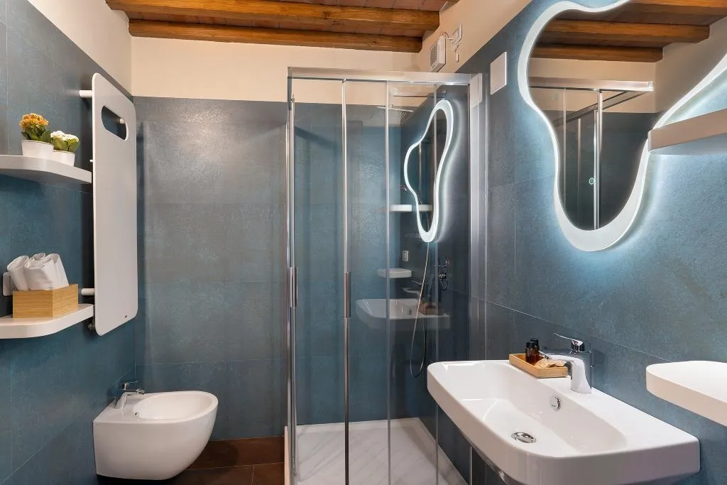 DOUBLE SUPERIOR Room, Palazzo Graziani, Florence