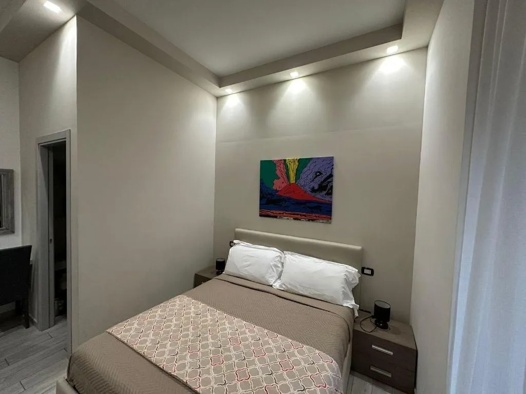 Room, Residenza Suarez, Naples