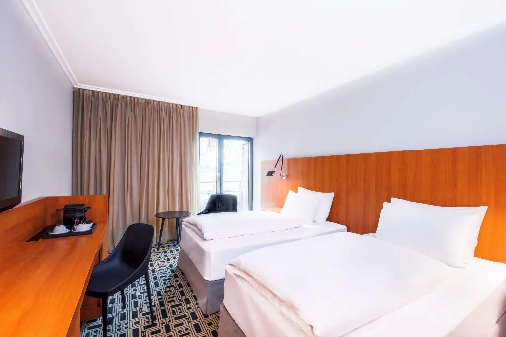 DOUBLE SUPERIOR Room, NH Prague City, Prague