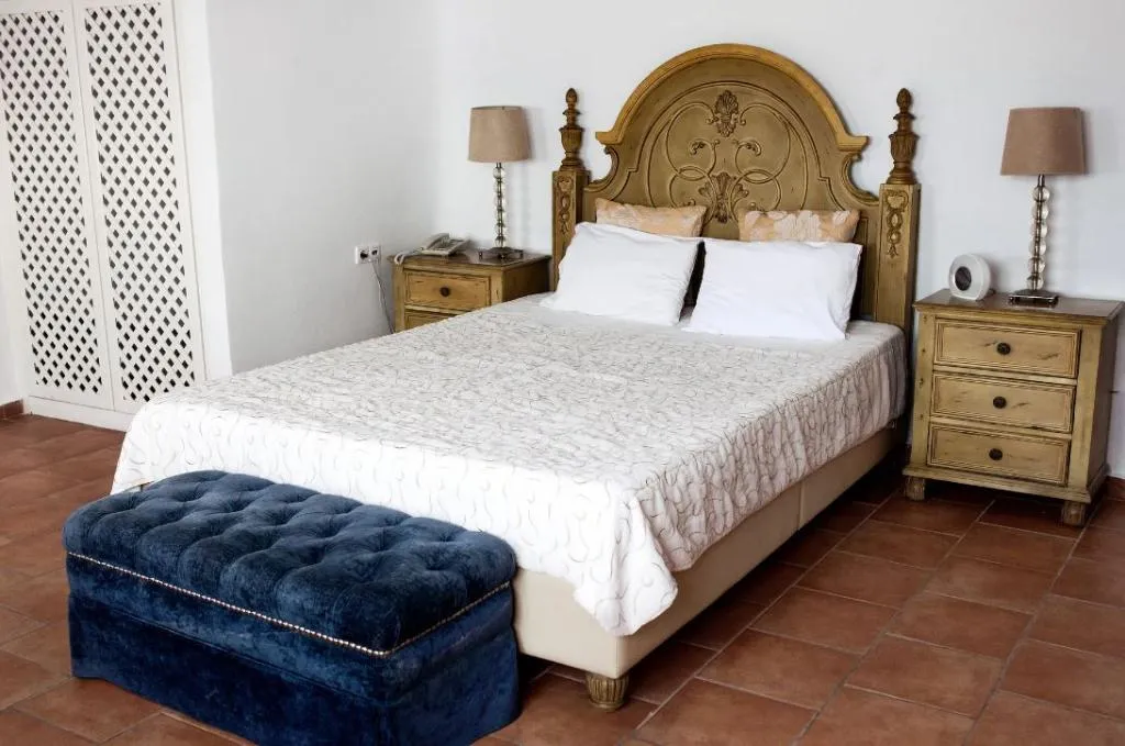SUITE TWO BEDROOMS WITH PRIVATE POOL Room, Suites of the Gods Cave Spa, Santorini