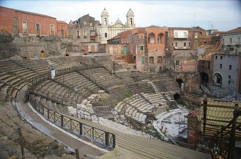 General view, Central Suites, Catania
