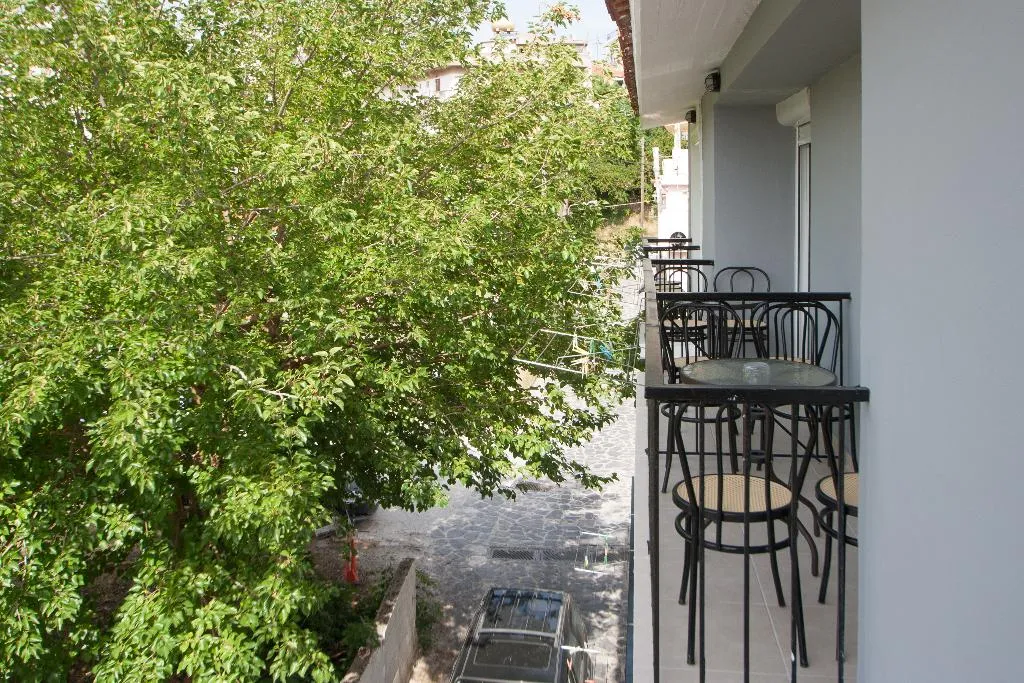 Room CAPACITY 5 Room, Pension Avocado, Skiathos