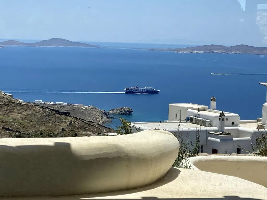 Room, Flaskos Suites, Mykonos