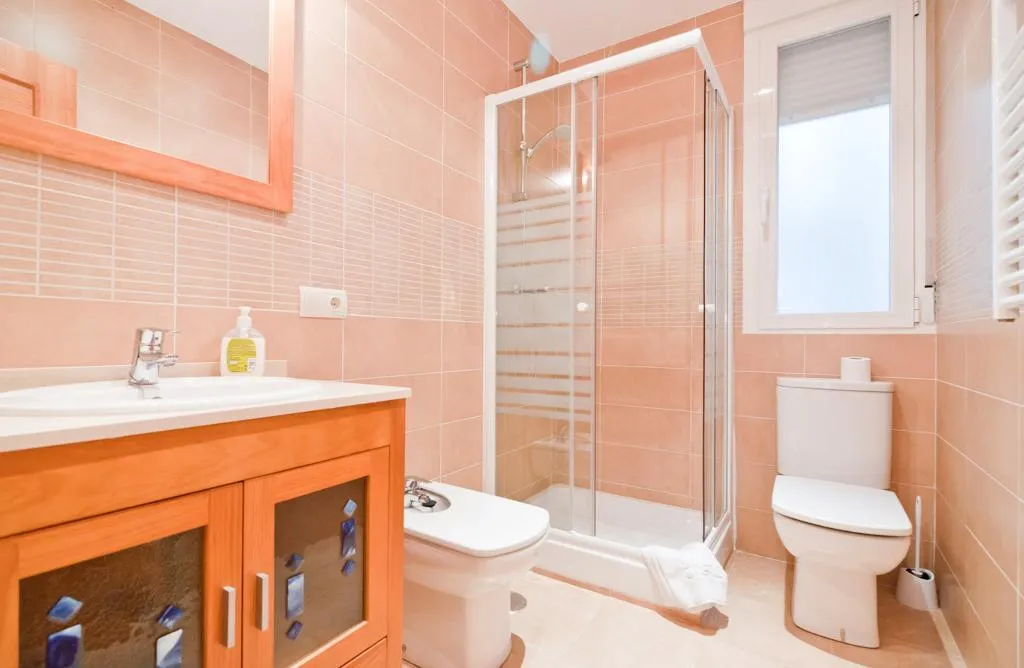 APARTMENT TWO BEDROOMS Room, Smartr Madrid Atocha, Madrid