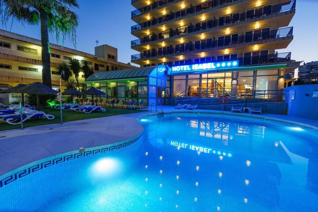 Pool, Isabel, Costa Del Sol