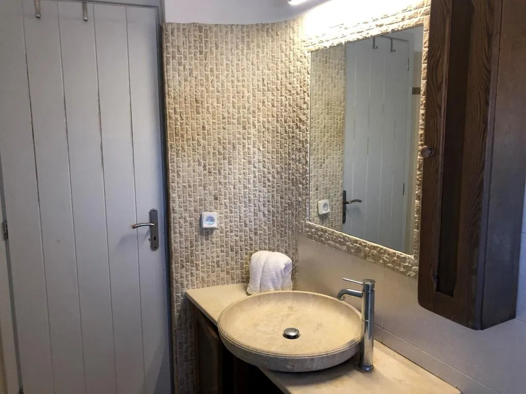 Room, Flaskos Suites, Mykonos