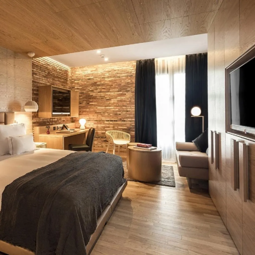 JUNIOR SUITE STANDARD Room, Monument Hotel, Barcelona