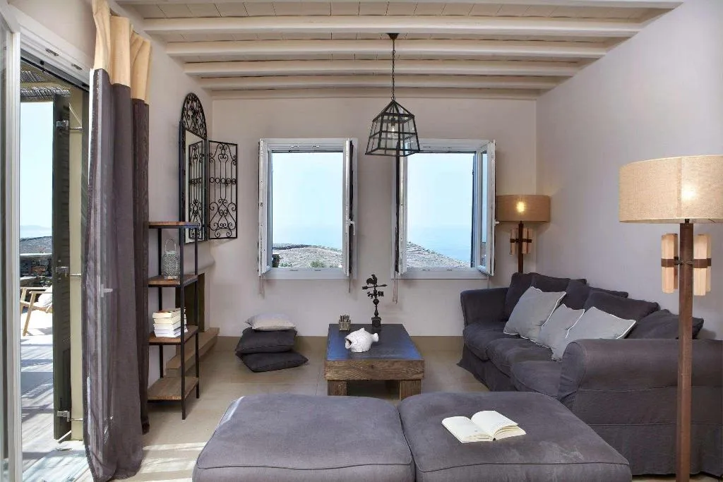 Room, Diles & Rinies, Mykonos