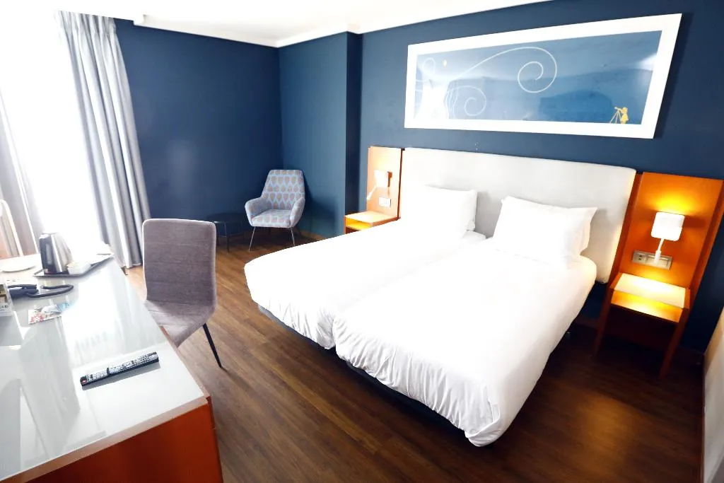 TWIN STANDARD Room, Travelodge Madrid Coslada Aeropuerto, Madrid