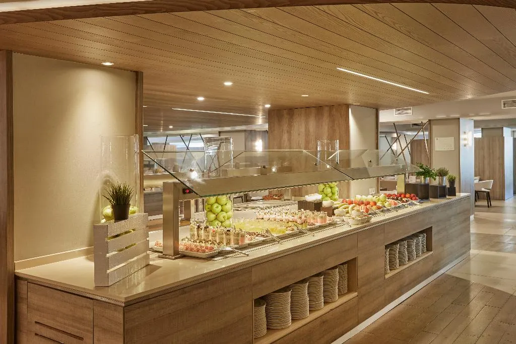Restaurant, BG Tonga Tower Design Hotel & Suites, Majorca