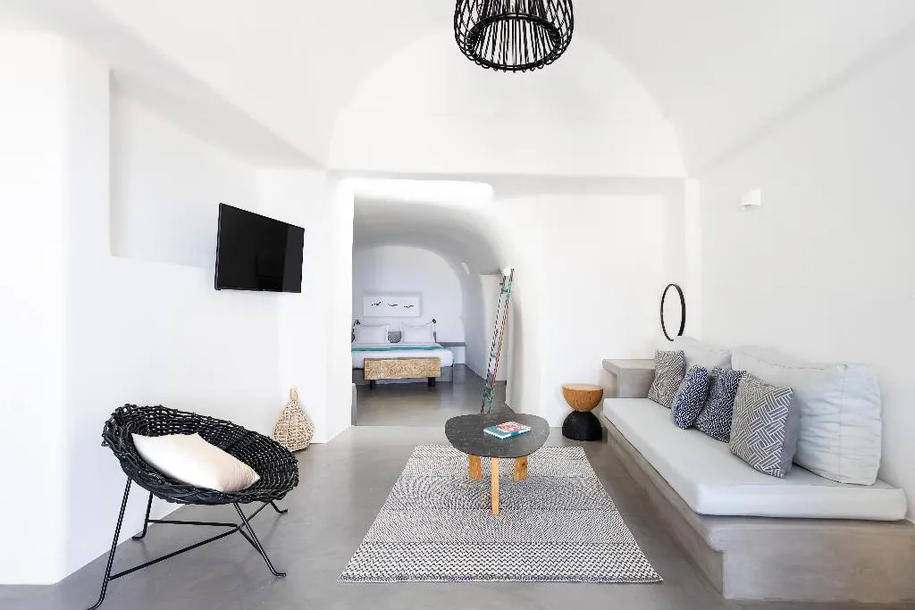 SUITE SEA VIEW Room, Danae Suites, Santorini