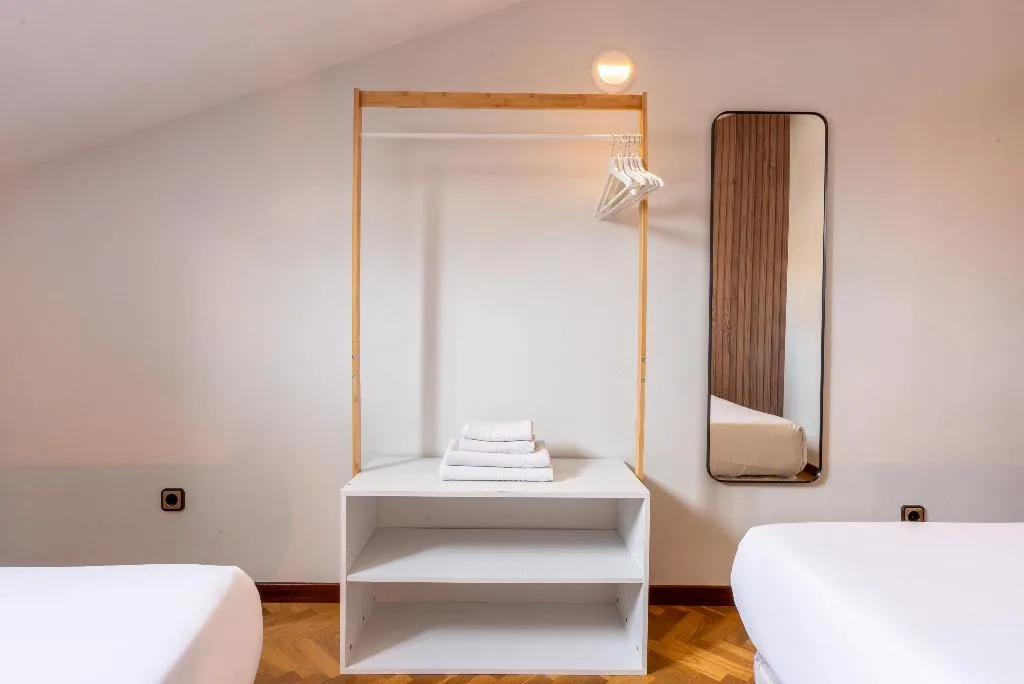 APARTMENT TWO BEDROOMS Room, Smartr Chueca, Madrid