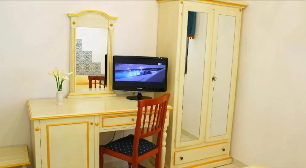 Room, Araba Fenice Hotel, Palermo