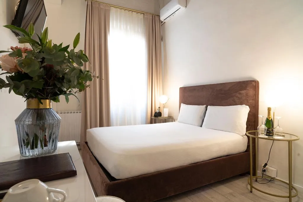 DOUBLE ECONOMY Room, Hotel Ginori Al Duomo, Florence