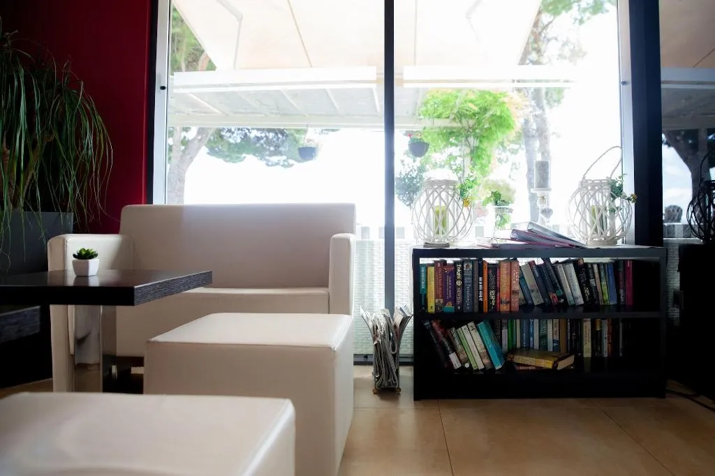 Lobby, Maritimo, Split