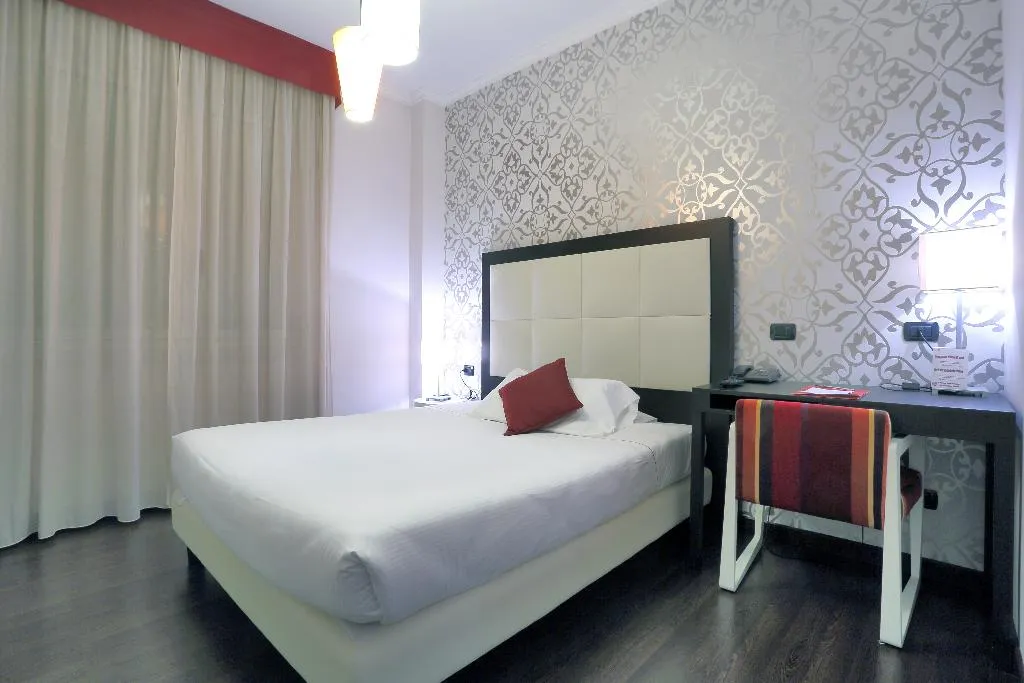 DOUBLE SINGLE USE STANDARD Room, La Torretta Hotel, Milan