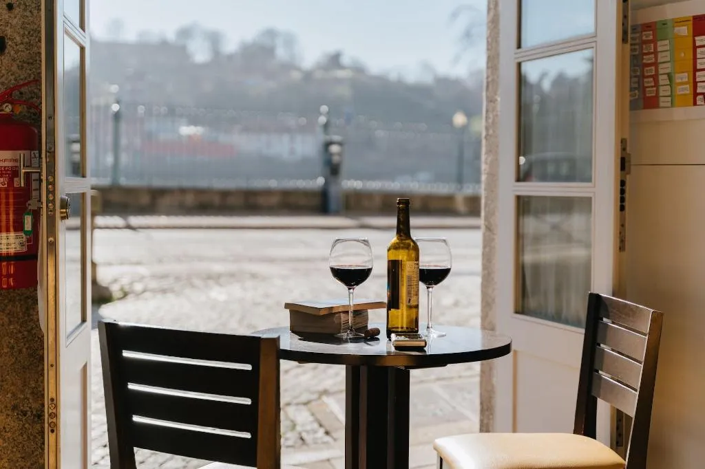 Bar, Happy Porto Hostel & Apartments, Porto