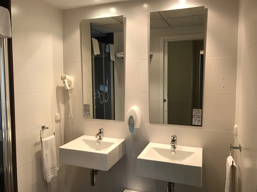APARTMENT CAPACITY 6 Room, Valencia Rental, Valencia