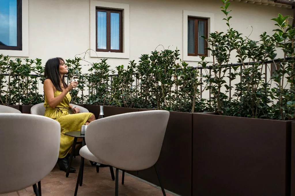 Terrace, Floren Luxury Hotel, Florence
