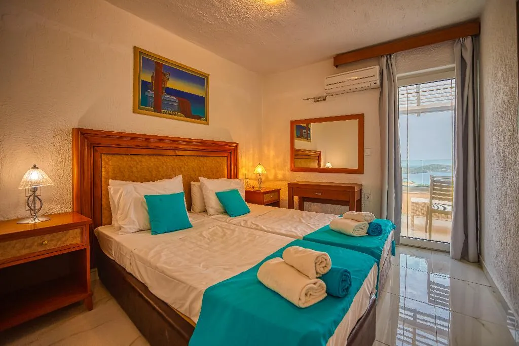 VILLA TWO BEDROOMS WITH PRIVATE POOL Room, Elounda Residence Resort & Waterpark, Crete