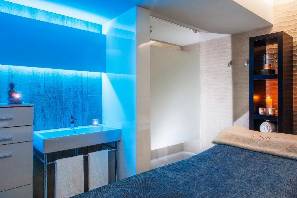 Sports and Entertainment, Salles Hotel Pere IV, Barcelona
