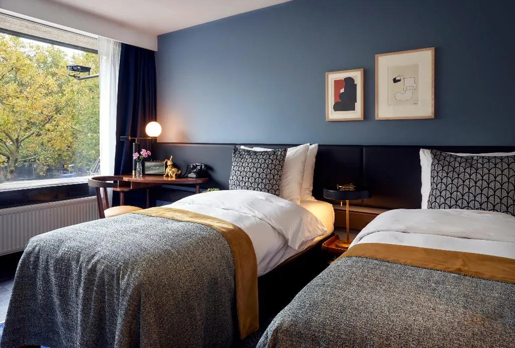 TWIN DELUXE Room, Park Centraal Amsterdam, part of Sircle Collection, Amsterdam