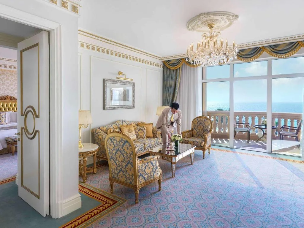 Room, Raffles The Palm Dubai, Dubai