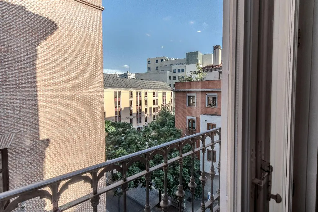 TRIPLE STANDARD Room, ITC Infantas by Soho Boutique, Madrid