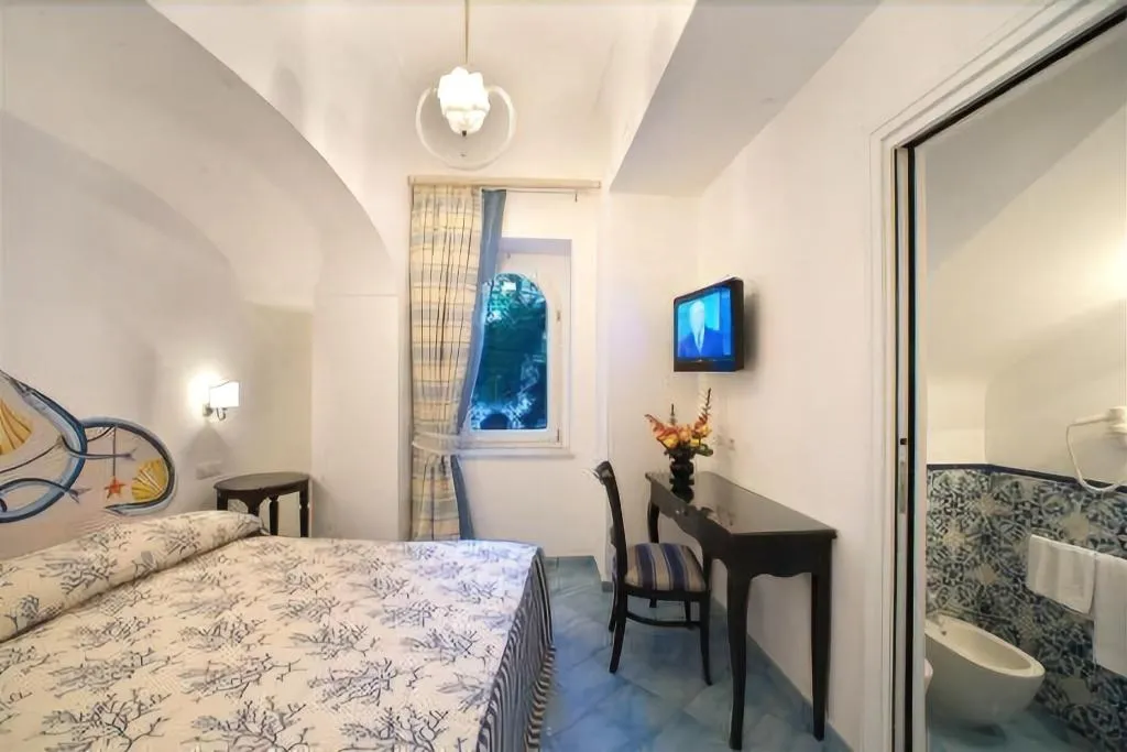 Room, Palazzo Marzoli Resort, Naples