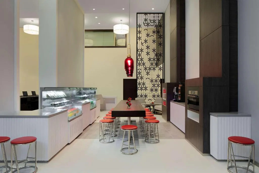Restaurant, Hyatt Place Dubai/Jumeirah, Dubai
