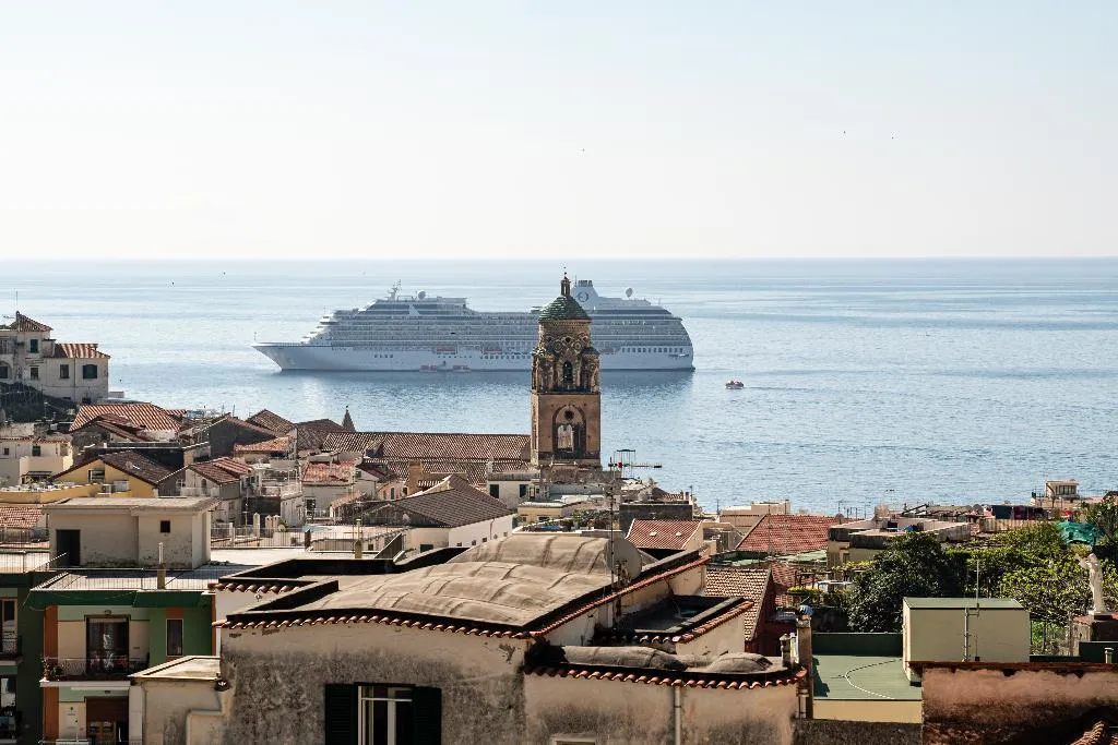 DOUBLE DELUXE SEA VIEW Room, Hotel Villa Annalara, Naples