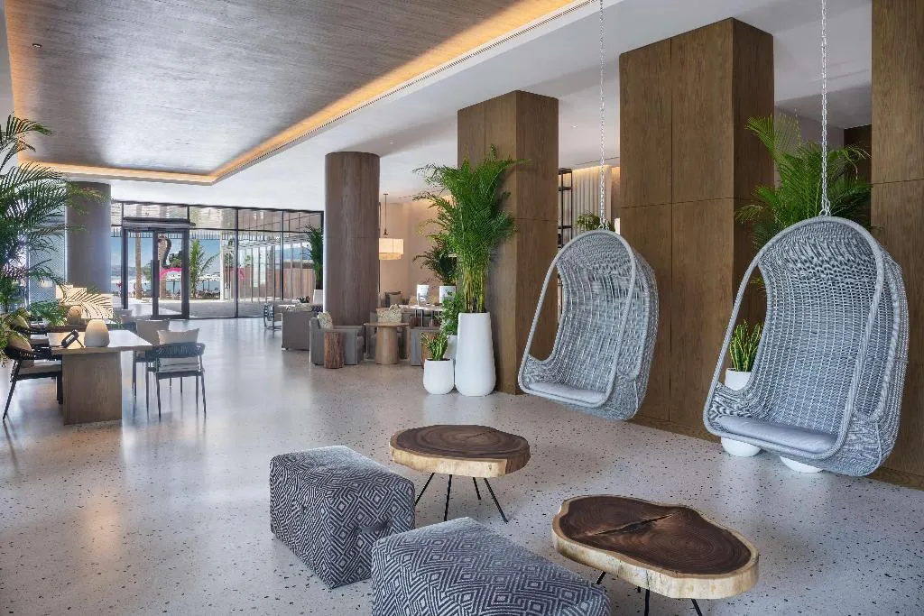 Lobby, Radisson Beach Resort Palm Jumeirah, Dubai