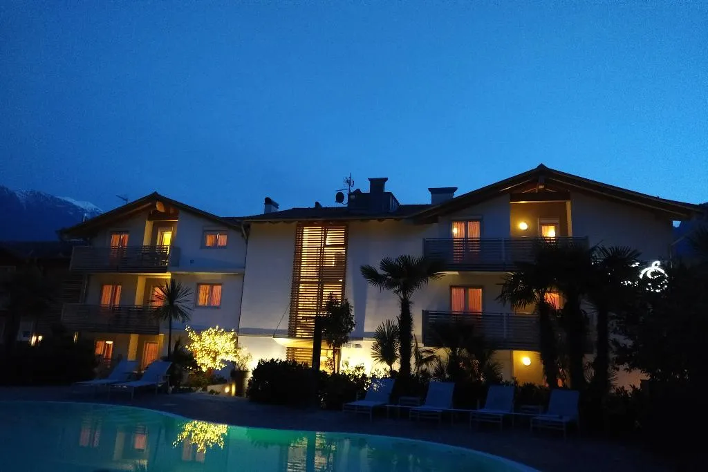 General view, 4 Limoni Apartment Resort, Milan