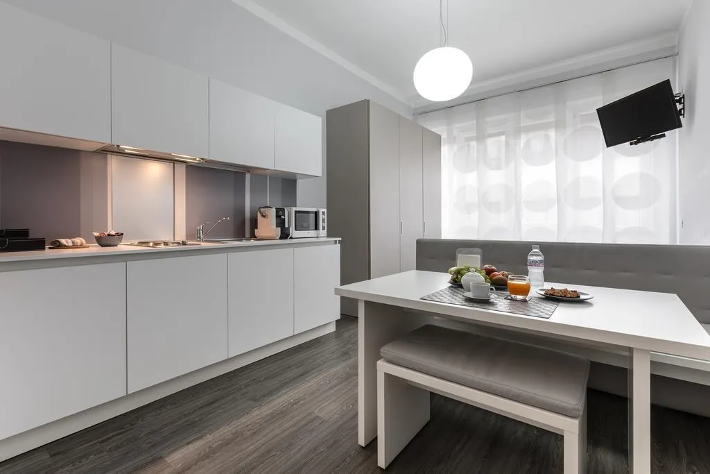 General view, Studio Inn De Angeli, Milan
