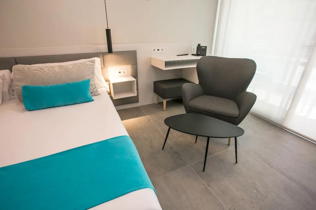 Double or Twin STANDARD Room, Kaktus Playa, Costa Brava