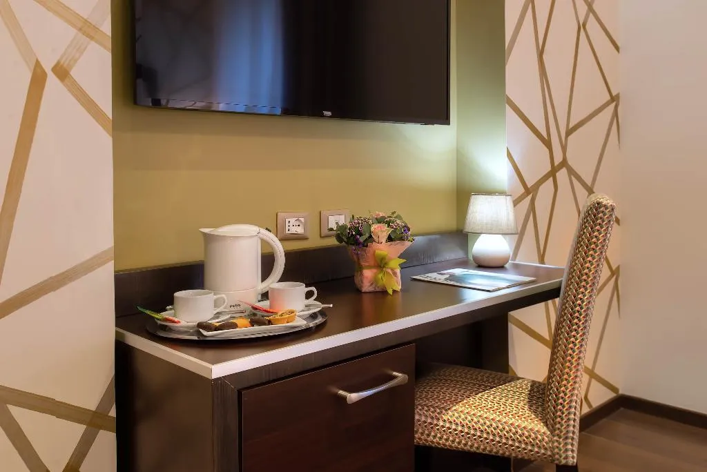 TWIN STANDARD Room, Catone District Hotel, Rome