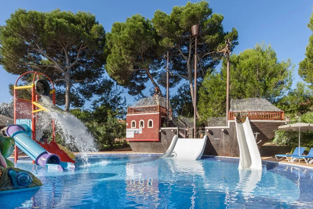 Sports and Entertainment, Zafiro Mallorca, Majorca
