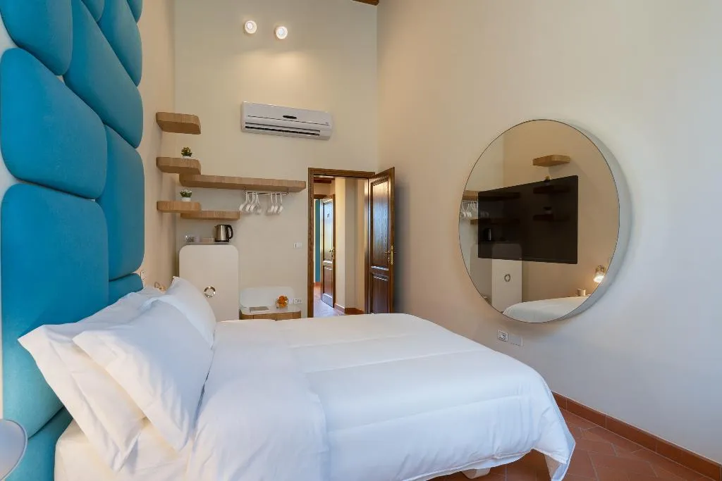DOUBLE SUPERIOR Room, Palazzo Graziani, Florence