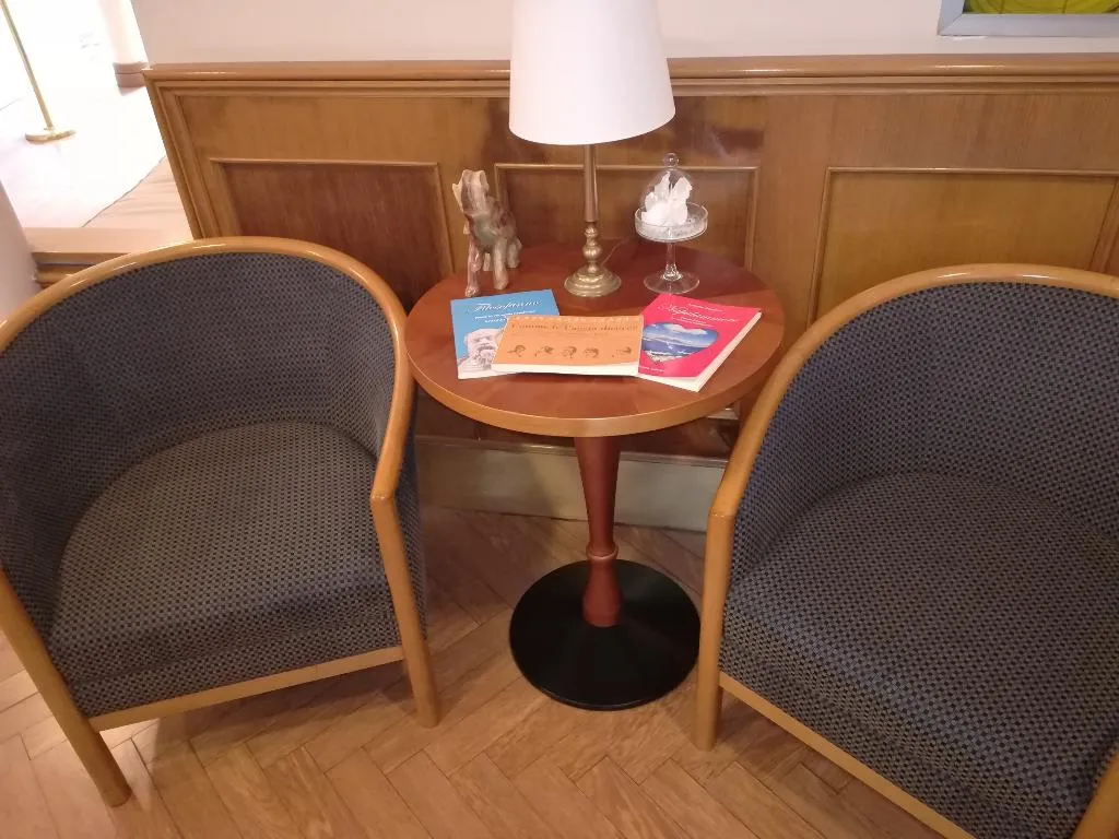 Lobby, Leopardi Napoli, Naples