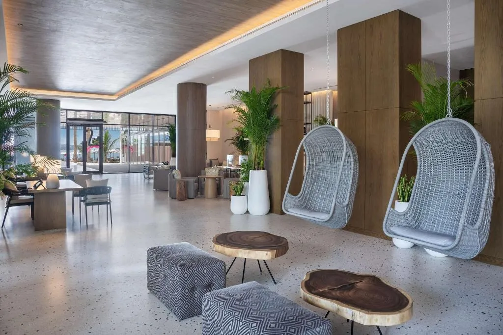 Lobby, Radisson Beach Resort Palm Jumeirah, Dubai