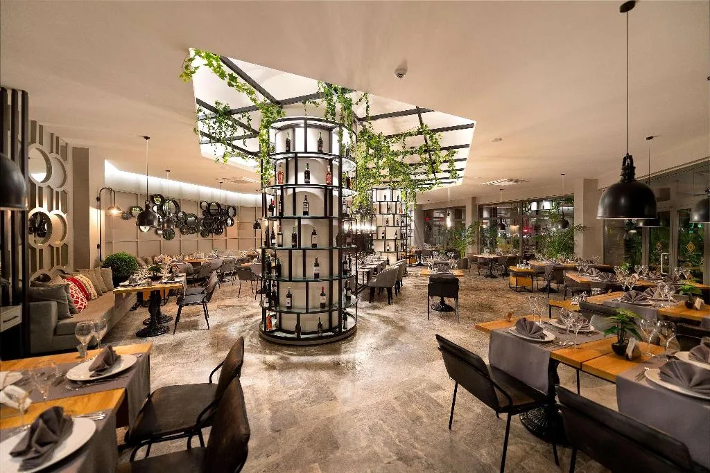 Restaurant, Miramare Beach, Antalya