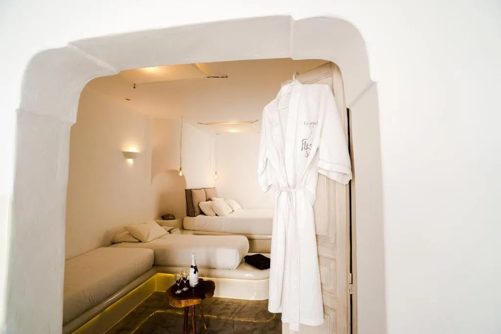 Room, Flaskos Suites, Mykonos