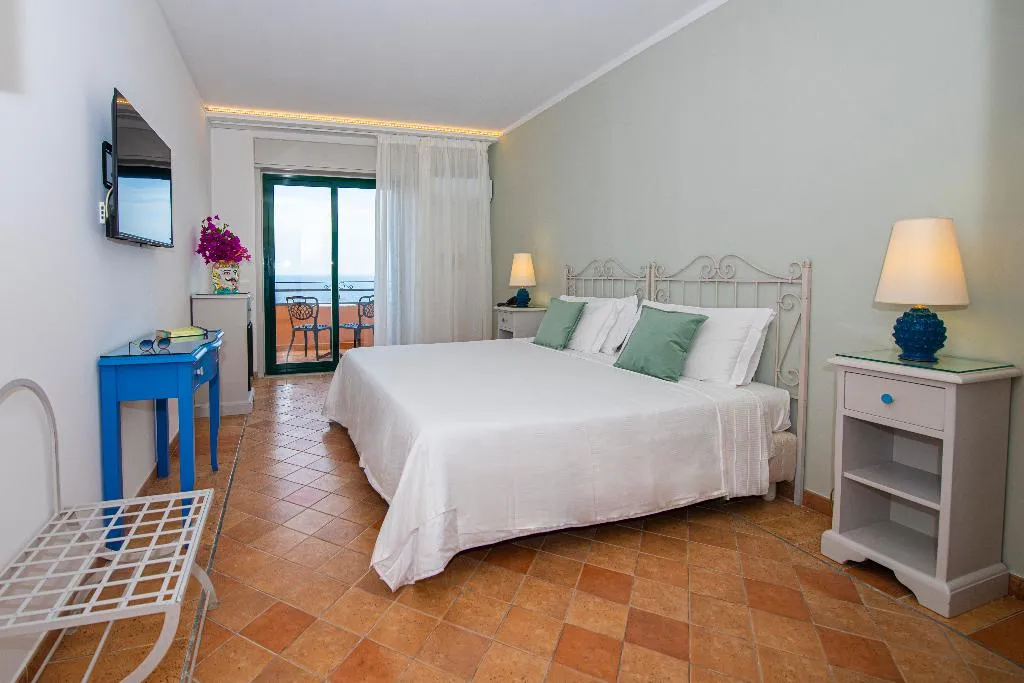 DOUBLE CLASSIC Room, Baia Taormina Hotel CDS Hotels, Taormina