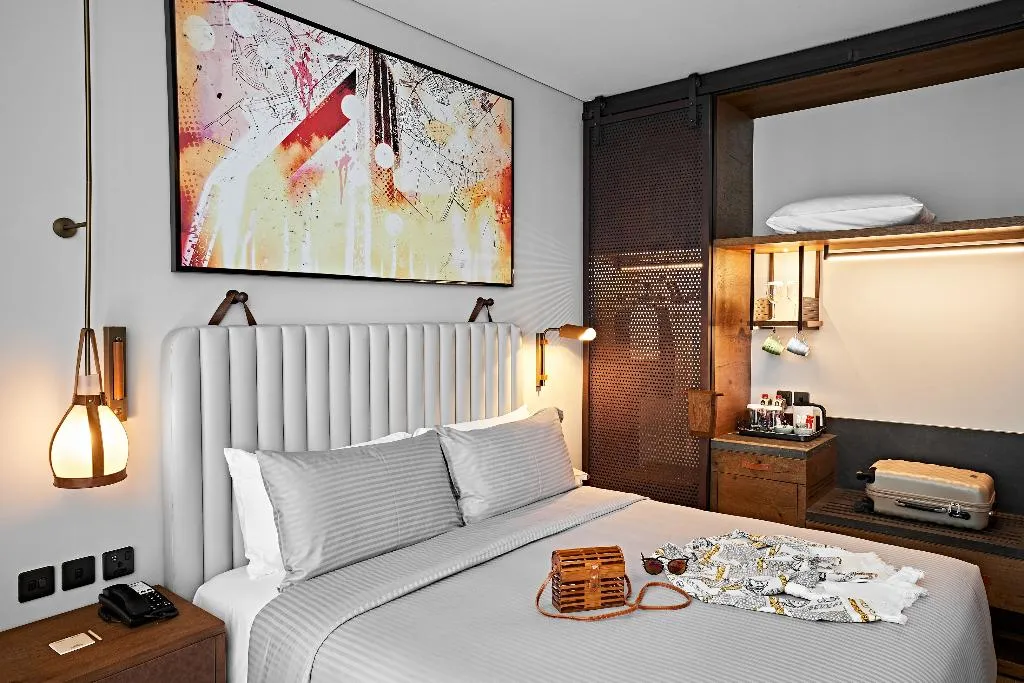 Double or Twin DELUXE Room, Barcelo Business Bay Dubai, Dubai
